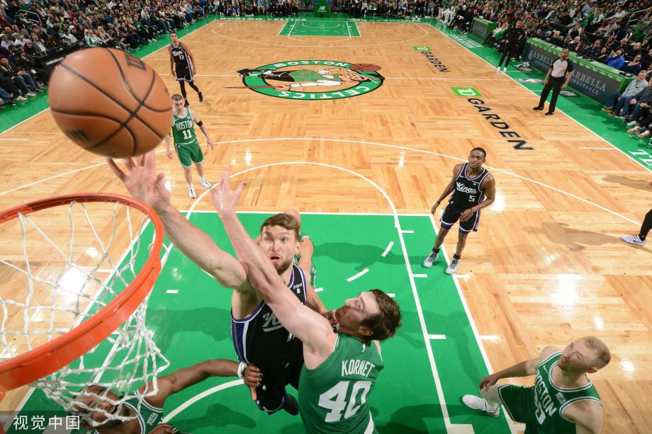 国王逆转未果客场不敌凯尔特人 战绩被湖人追平