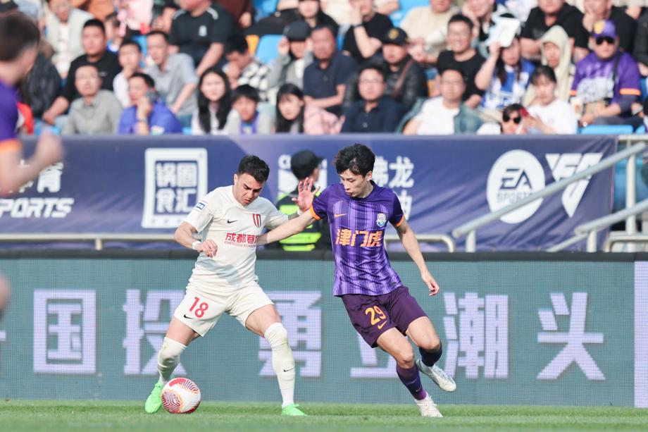 费利佩梅开二度 成都蓉城击败天津津门虎