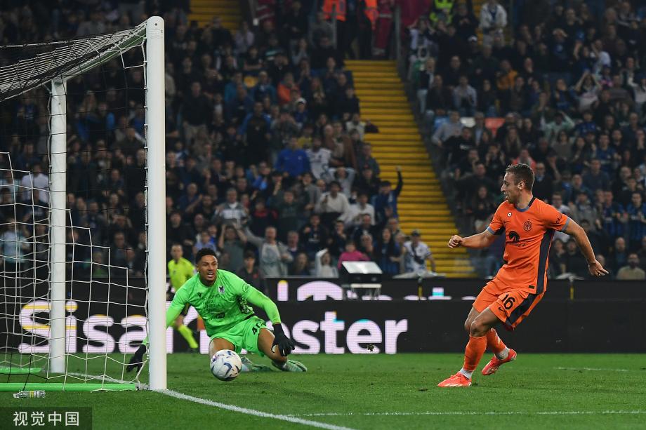 弗拉泰西绝杀 国米2-1逆转乌迪内斯继续领跑