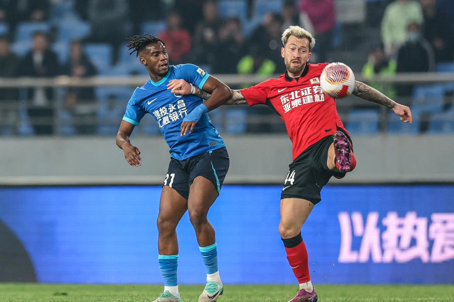 中超-奥斯卡连场破门 沧州2-0送10人亚泰3连败