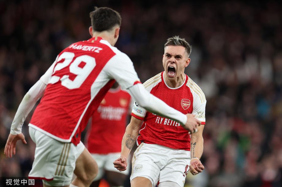 凯恩点射特罗萨德救主 阿森纳首回合2-2拜仁