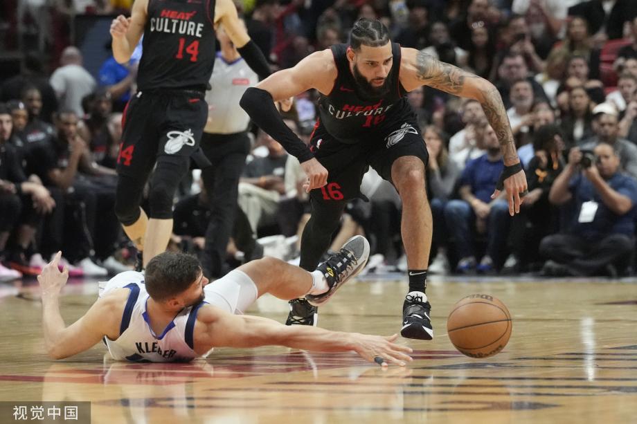 东契奇29+9+9巴特勒低迷 独行侠轻取热火