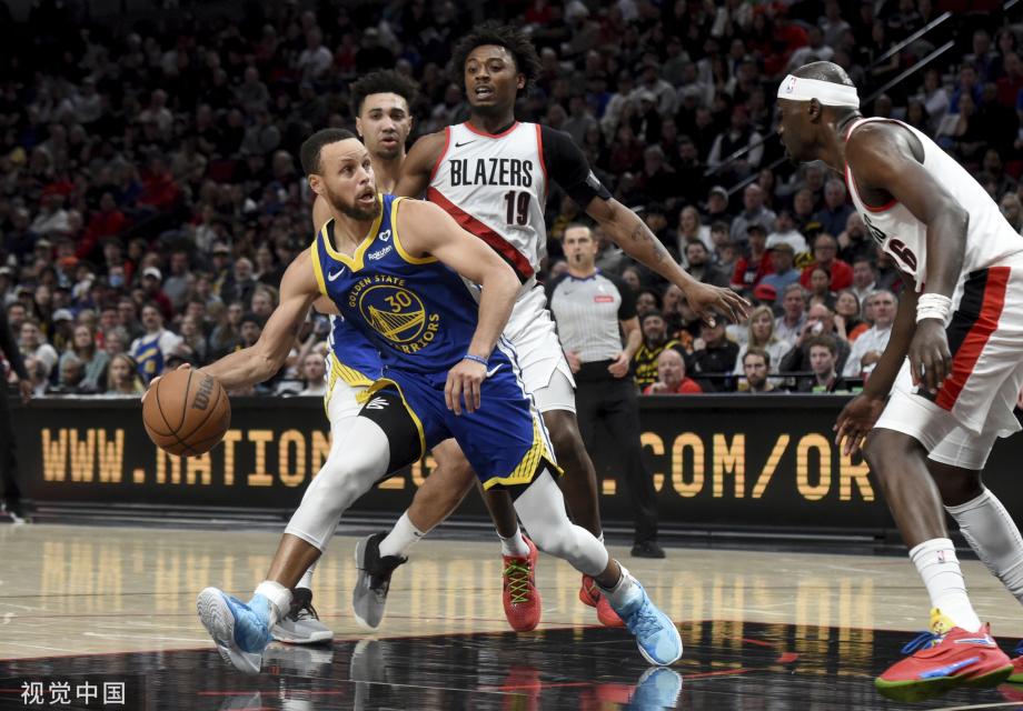 库里22+7+8克莱追梦轮休 勇士力擒开拓者