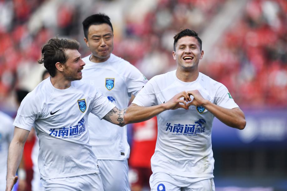 周缘德收获中超处子球 河南1-1南通仍一胜难求