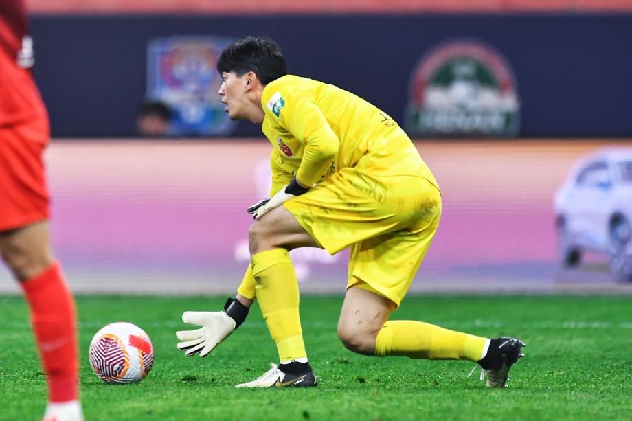 中超-武磊梅开二度 上海海港4-3逆转山东泰山