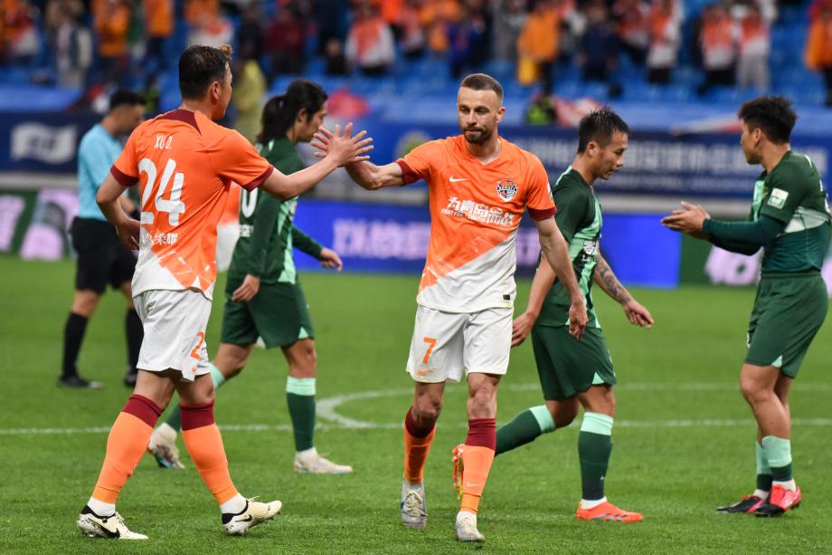 许东破门 青岛海牛2-0浙江俱乐部获赛季首胜