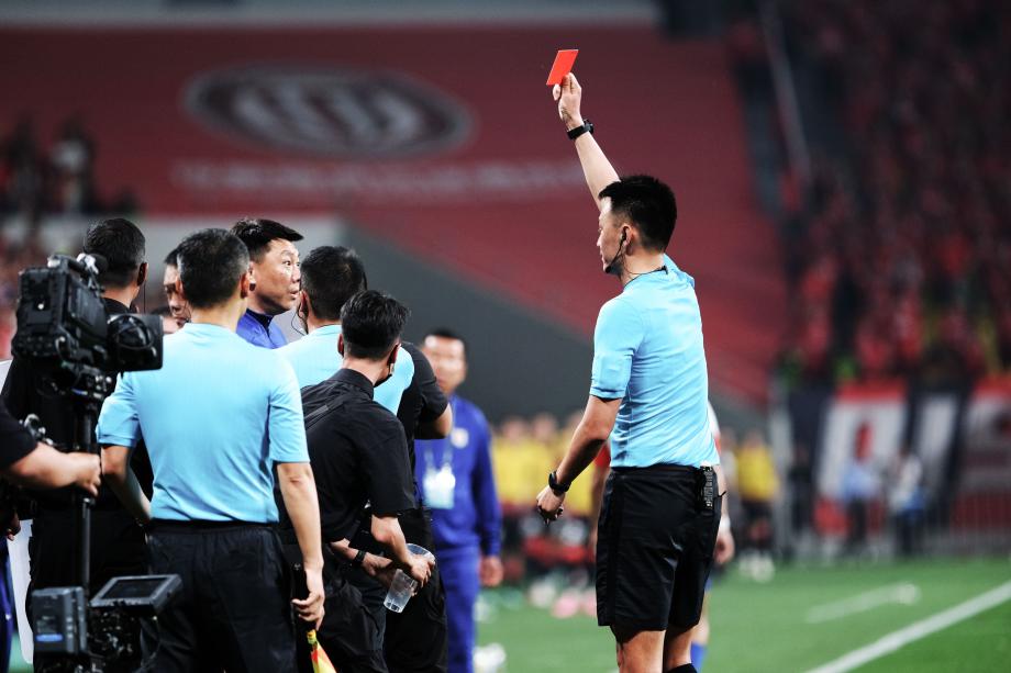 廖力生抽射破门 山东泰山客场击败成都蓉城