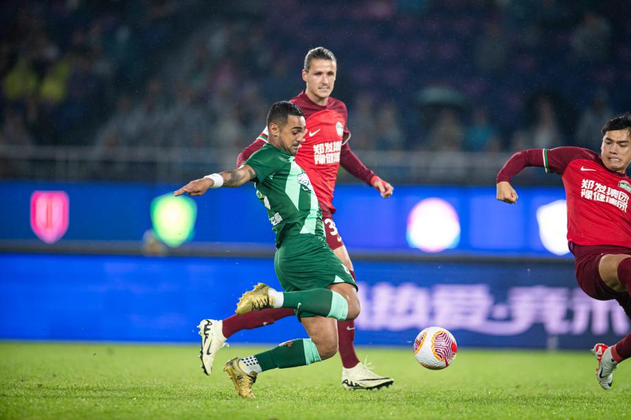 中超-程进传射顾斌世界波 浙江4-1大胜河南