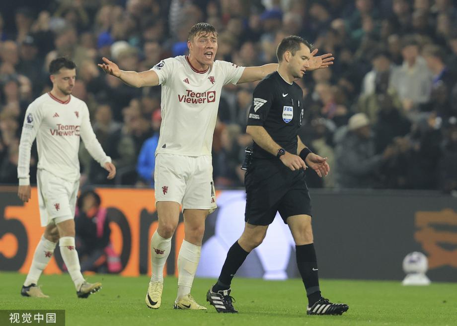 卡塞米罗2球被吹 曼联客场0-4惨负水晶宫