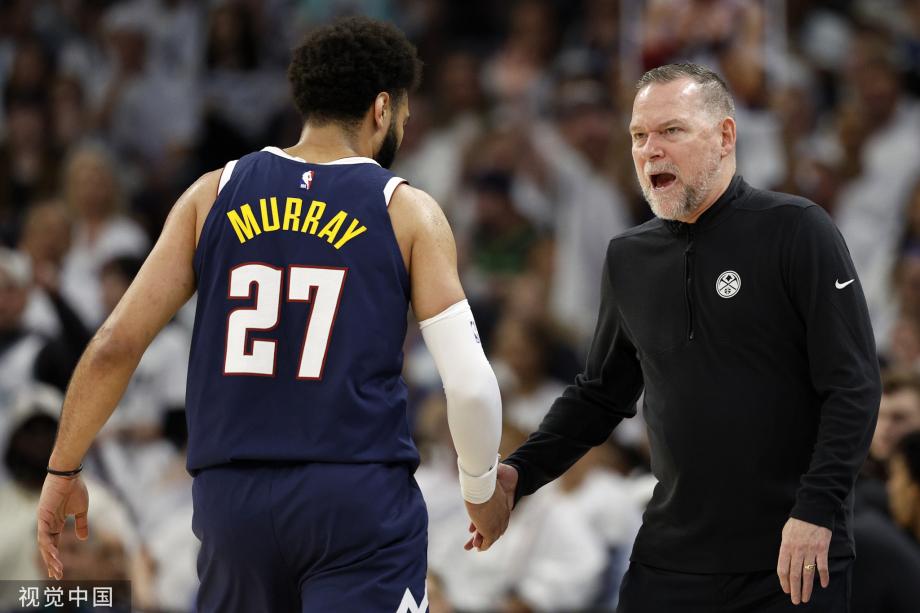 约基奇35+7+7爱德华兹44分 掘金力克森林狼2-2