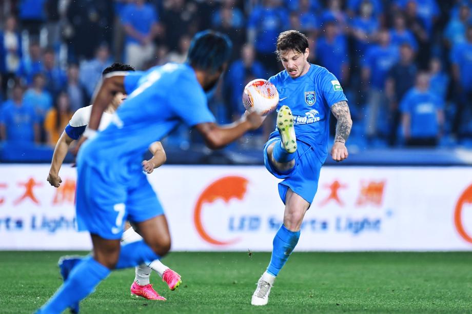中超-沧州1-1南通 郑凯木客串门将做关键扑救