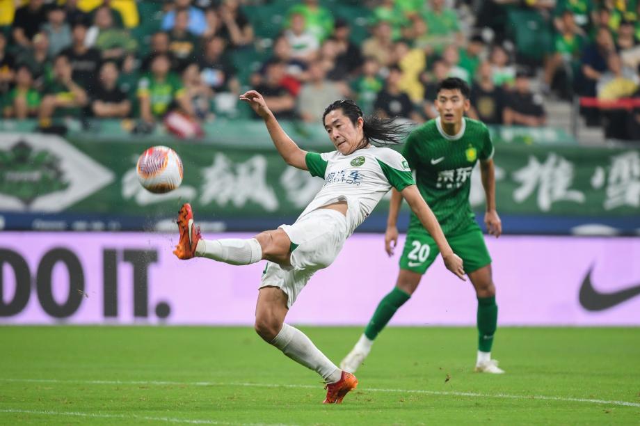 张玉宁吃到红牌 北京国安主场战平浙江队