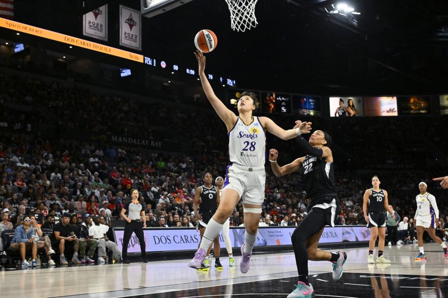 WNBA常规赛-李月汝4分1板 火花71-90王牌