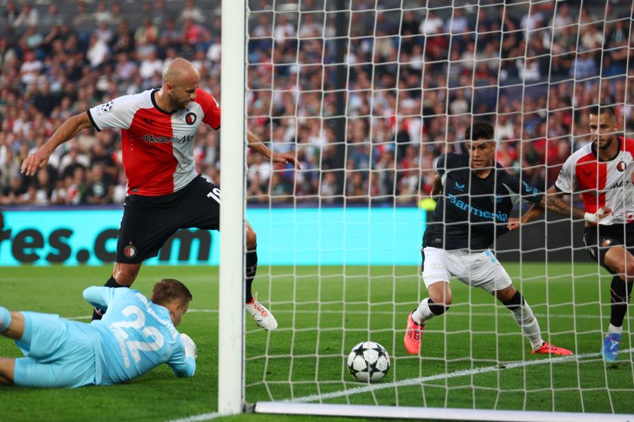 维尔茨欧冠首秀双响 勒沃库森4-0费耶诺德