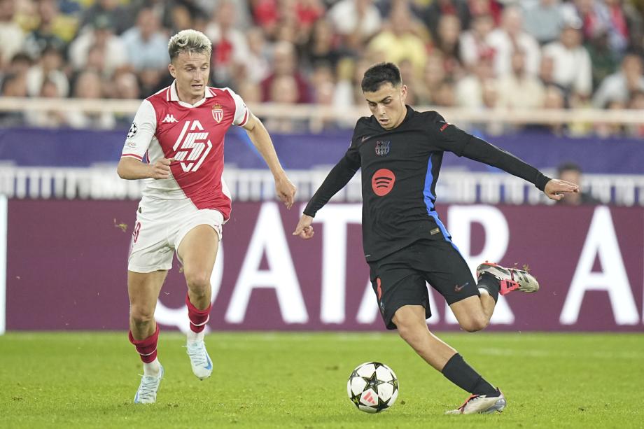 欧冠-伊列尼赫纳建功亚马尔破门 巴萨1-2摩纳哥