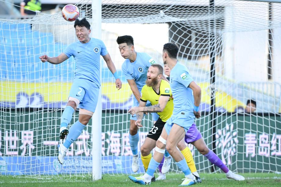 杜加利奇乌龙球 青岛西海岸3-2绝杀深圳新鹏城