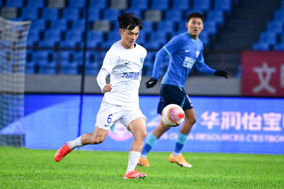 中超-沧州0-0闷平南通 沧州领先降级区6分