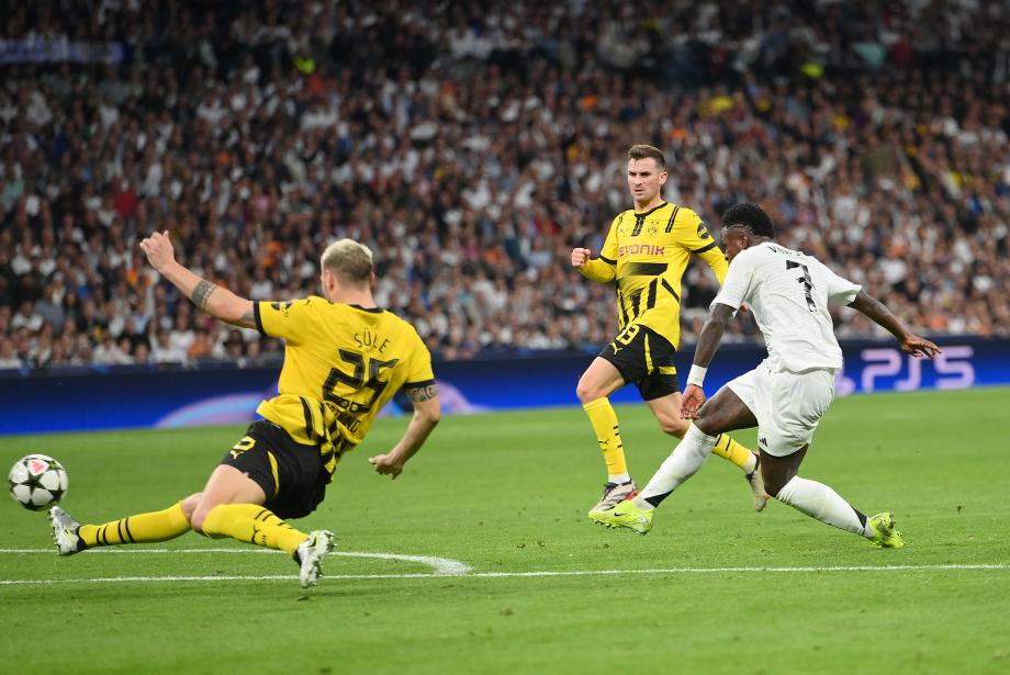 皇马让5-2逆转多特 维尼修斯戴帽巴斯克斯建功