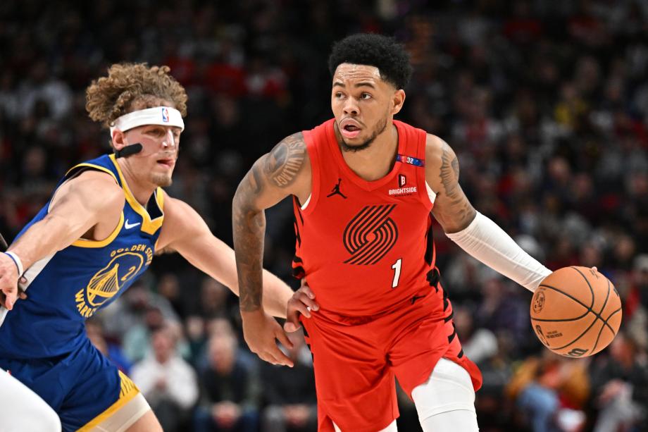 库里17+10希尔德22分 勇士客场大胜开拓者