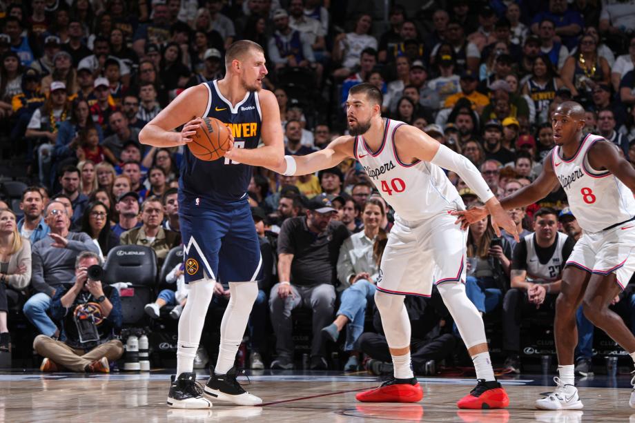 哈登23+16约基奇41+9 快船险胜掘金取赛季首胜