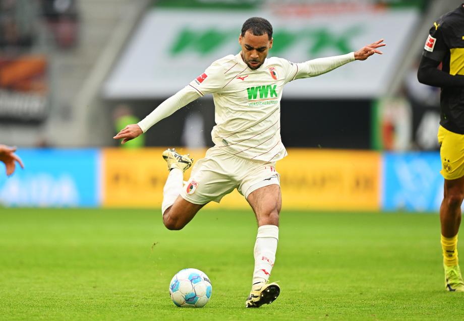 毛里斯梅开二度 十人多特客场1-2奥格斯堡