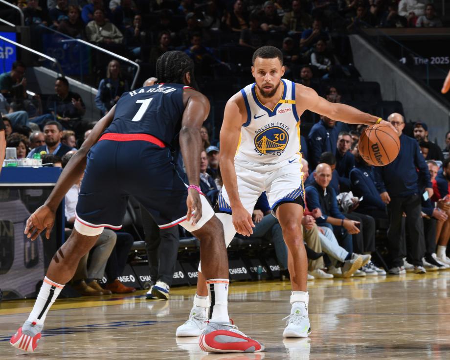 哈登23+11+7库里伤退 勇士负快船吞赛季首败