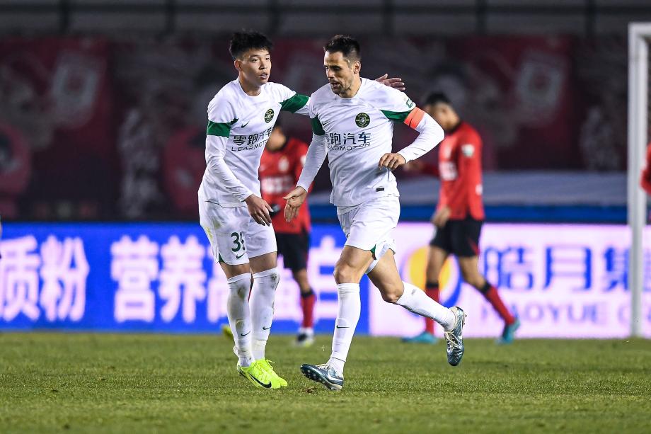 长春亚泰2-2遭浙江连扳两球追平 联赛第9浙江第7