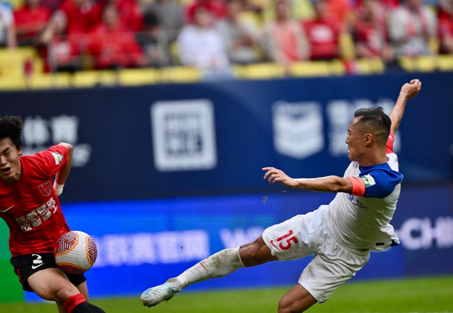 于汉超替补建功 申花2-1逆转蓉城仍无缘冠军