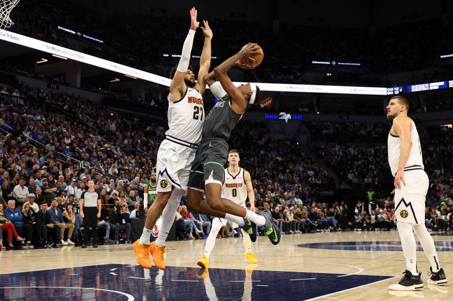 约基奇空砍26+9+13爱德华兹29分 掘金负森林狼