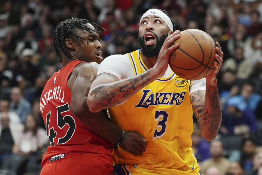 浓眉38+12詹姆斯27+10 湖人力克猛龙终结连败