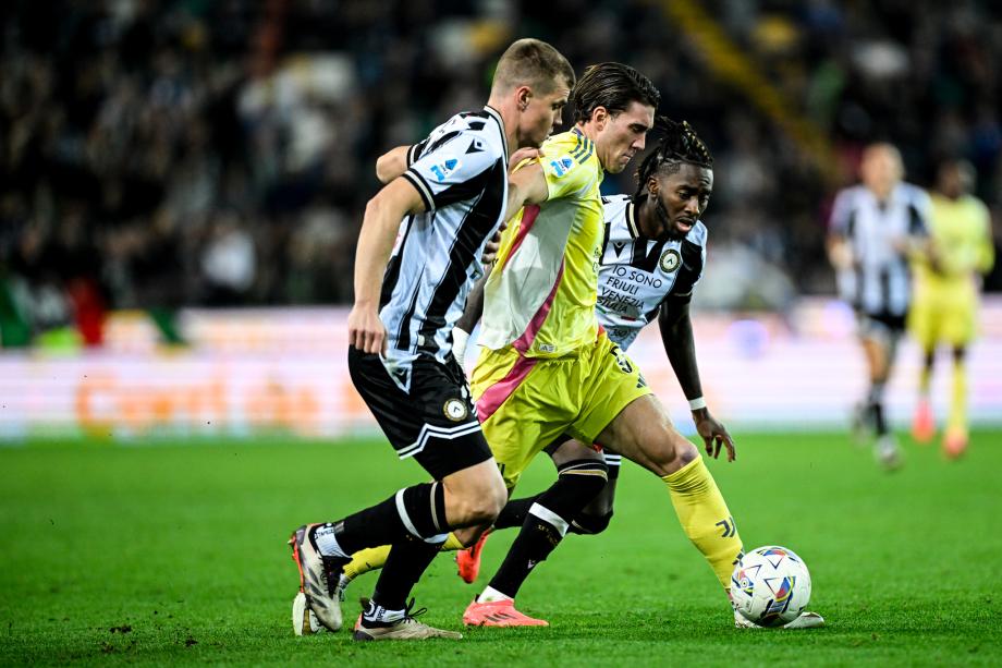 意甲-小图拉姆造乌龙萨沃纳破门 尤文2-0乌迪内斯