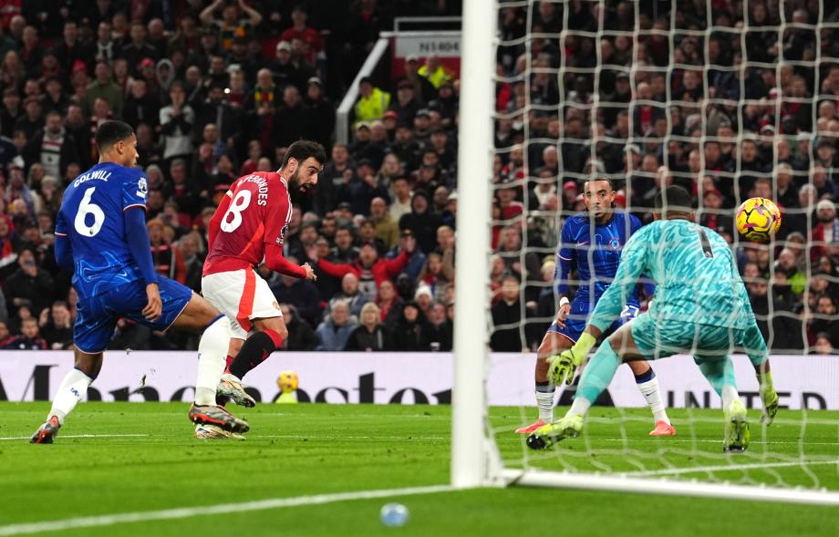 英超-B费点射凯塞多破门 曼联1-1切尔西