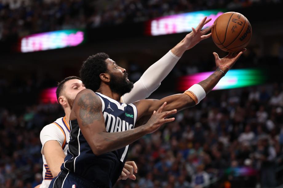 杜兰特26分欧文29+7 太阳险胜独行侠取7连胜