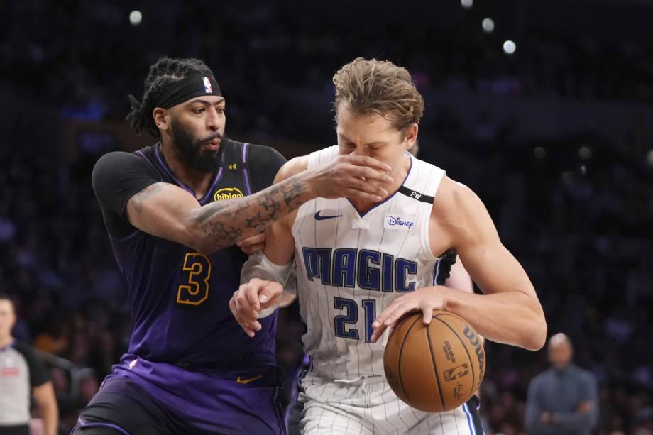 詹姆斯31+10+7小瓦格纳准绝杀 湖人负魔术