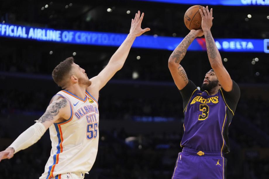 湖人惜败雷霆 紫金军团NBA杯被提前淘汰出局