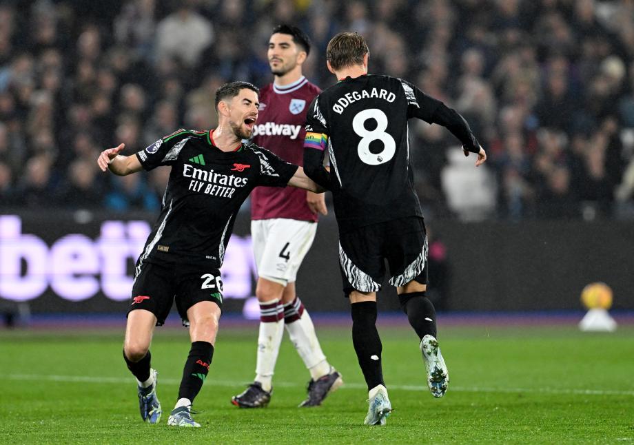 萨卡造4球厄德高赛季首球 阿森纳5-2西汉姆联