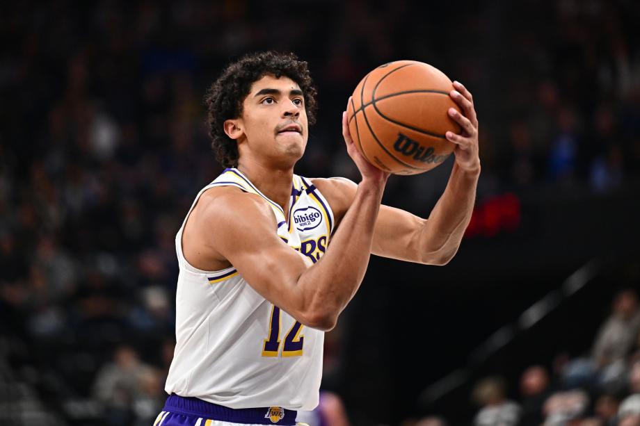 詹姆斯27+14浓眉33+11 湖人险胜爵士回西部第5