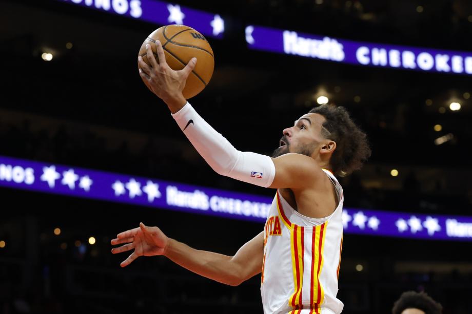 特雷杨12+15麦科勒姆29分 老鹰送鹈鹕九连败