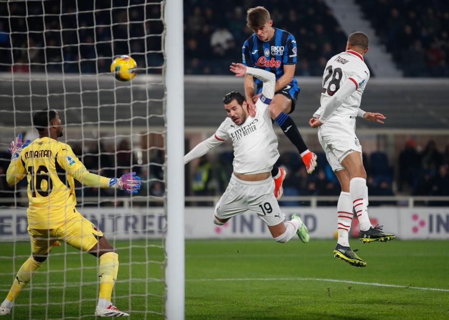 意甲-卢克曼绝杀 米兰1-2送亚特兰大登顶+9连胜