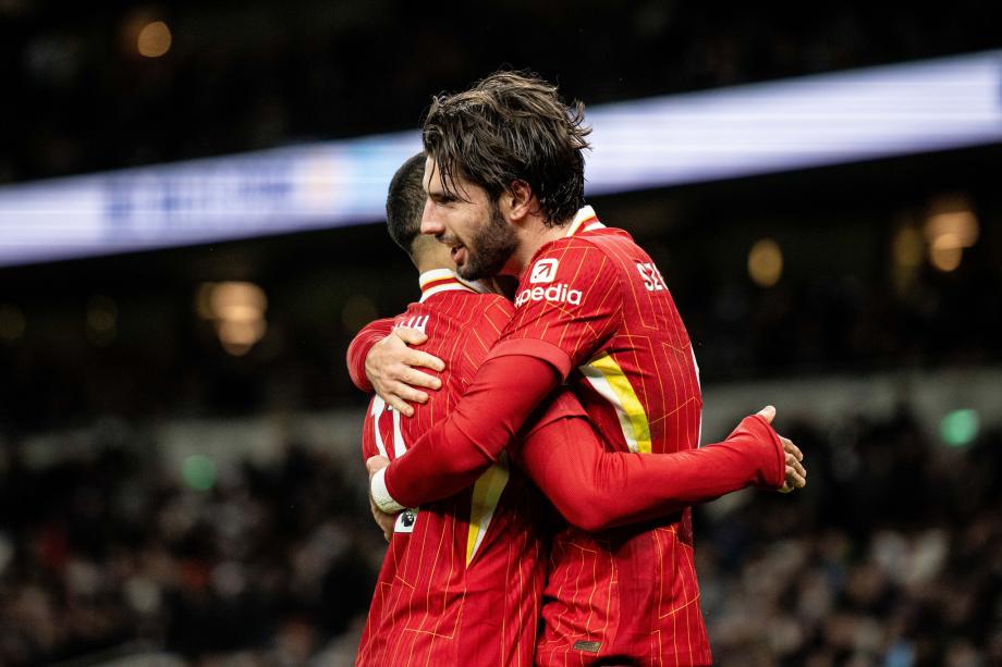 萨拉赫2射2传 利物浦6-3热刺止连平继续领跑