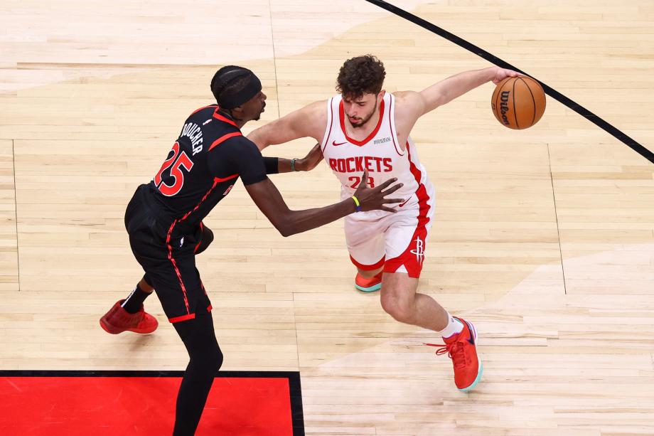 狄龙27+6沃尔特27+3 火箭客场险胜送猛龙七连败