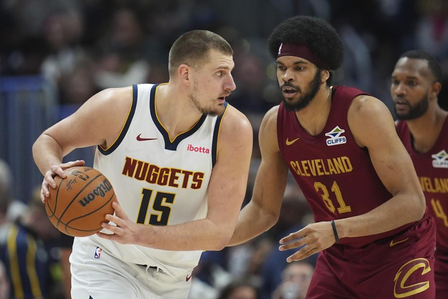 对攻大战！骑士狂轰149分客胜掘金 豪取6连胜