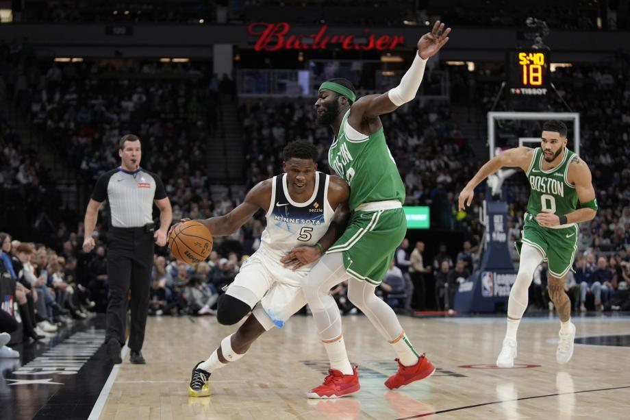 塔图姆33+9兰德尔27分 怀特26分绿军险胜森林狼