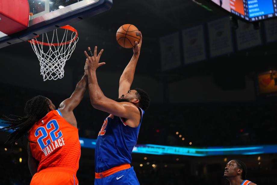 亚历山大33+7唐斯17+22 雷霆逆转尼克斯14连胜