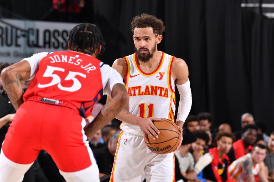 伦纳德赛季首秀贡献12分 快船主场大胜老鹰