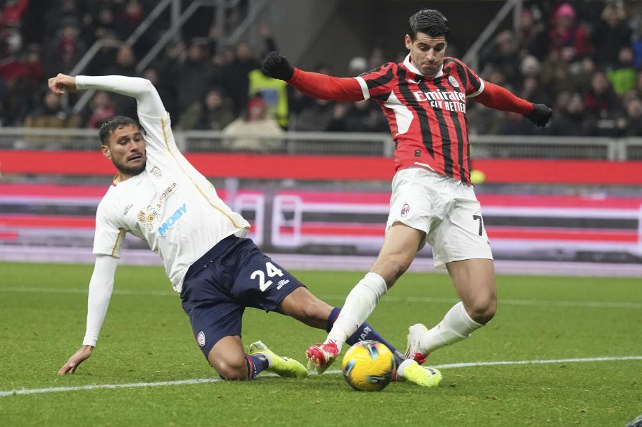 莫拉塔破门佐尔泰亚扳平 米兰1-1卡利亚里