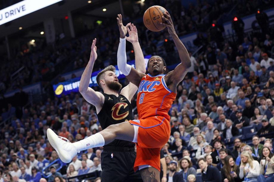 亚历山大爆砍40分加兰20+9 雷霆大胜骑士