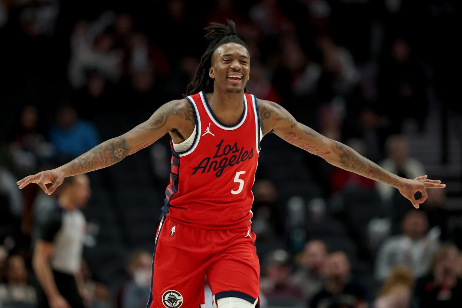 哈登19+6鲍威尔23分 快船大胜开拓者取3连胜