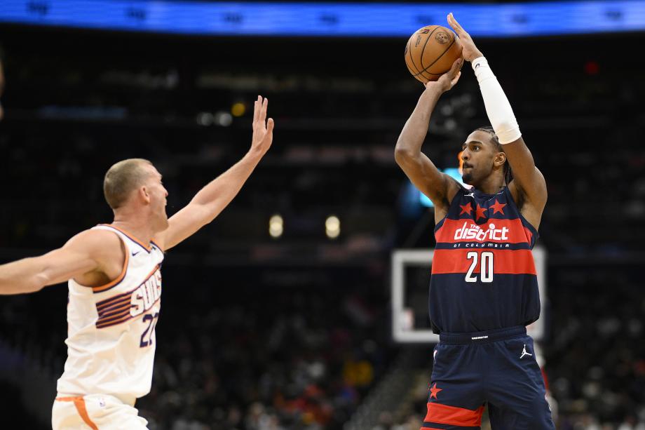 布克37+5杜兰特23分 邓恩两双 奇才8连败