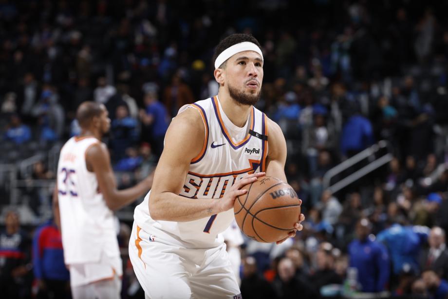 杜兰特36+7布克35分 太阳客场险胜活塞